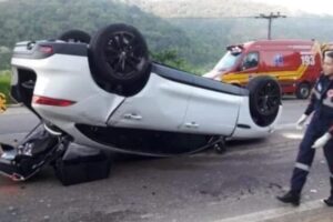 Condutor de Jaguar que matou duas jovens em acidente irá a júri popular 